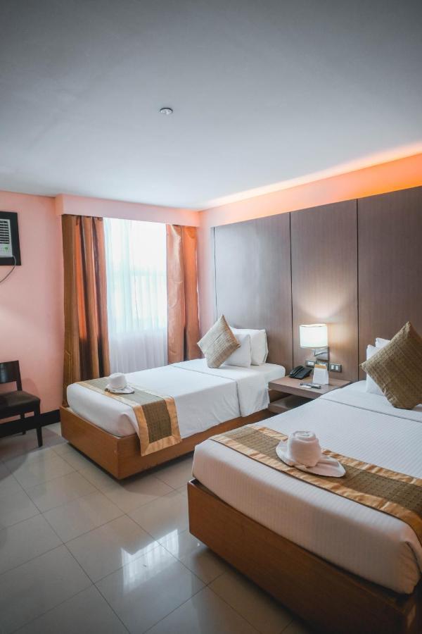Manila Grand Opera Hotel Екстер'єр фото