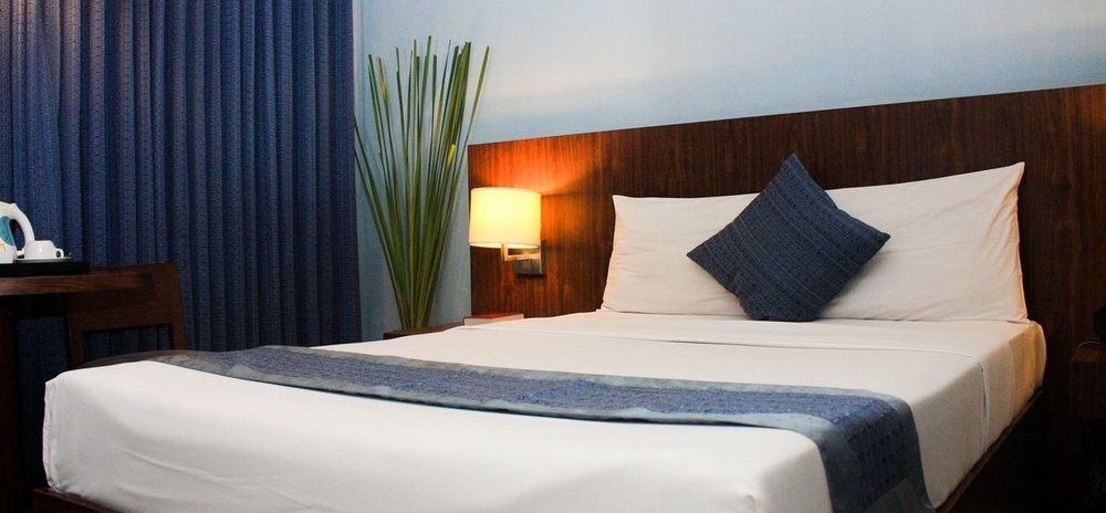 Manila Grand Opera Hotel Екстер'єр фото