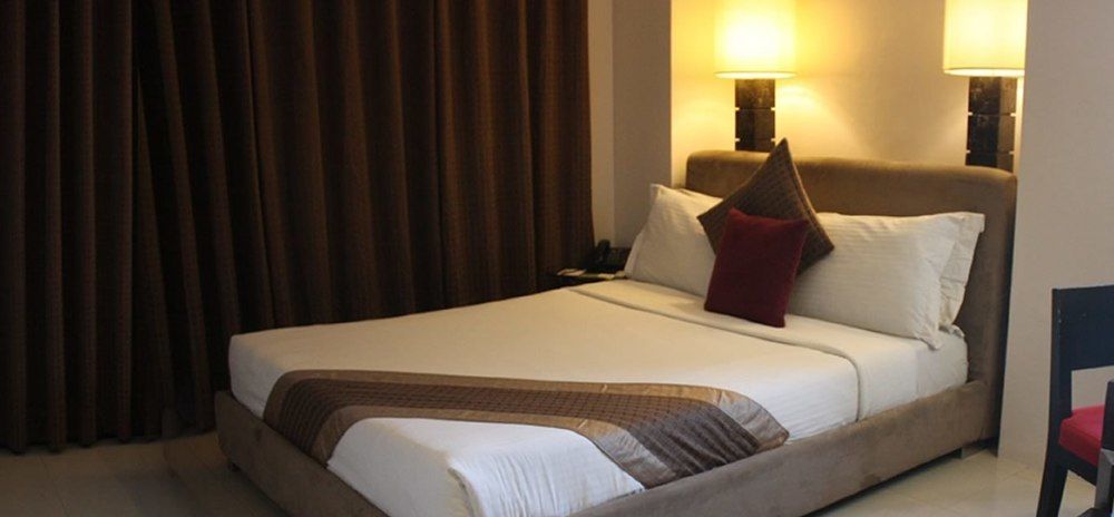 Manila Grand Opera Hotel Екстер'єр фото