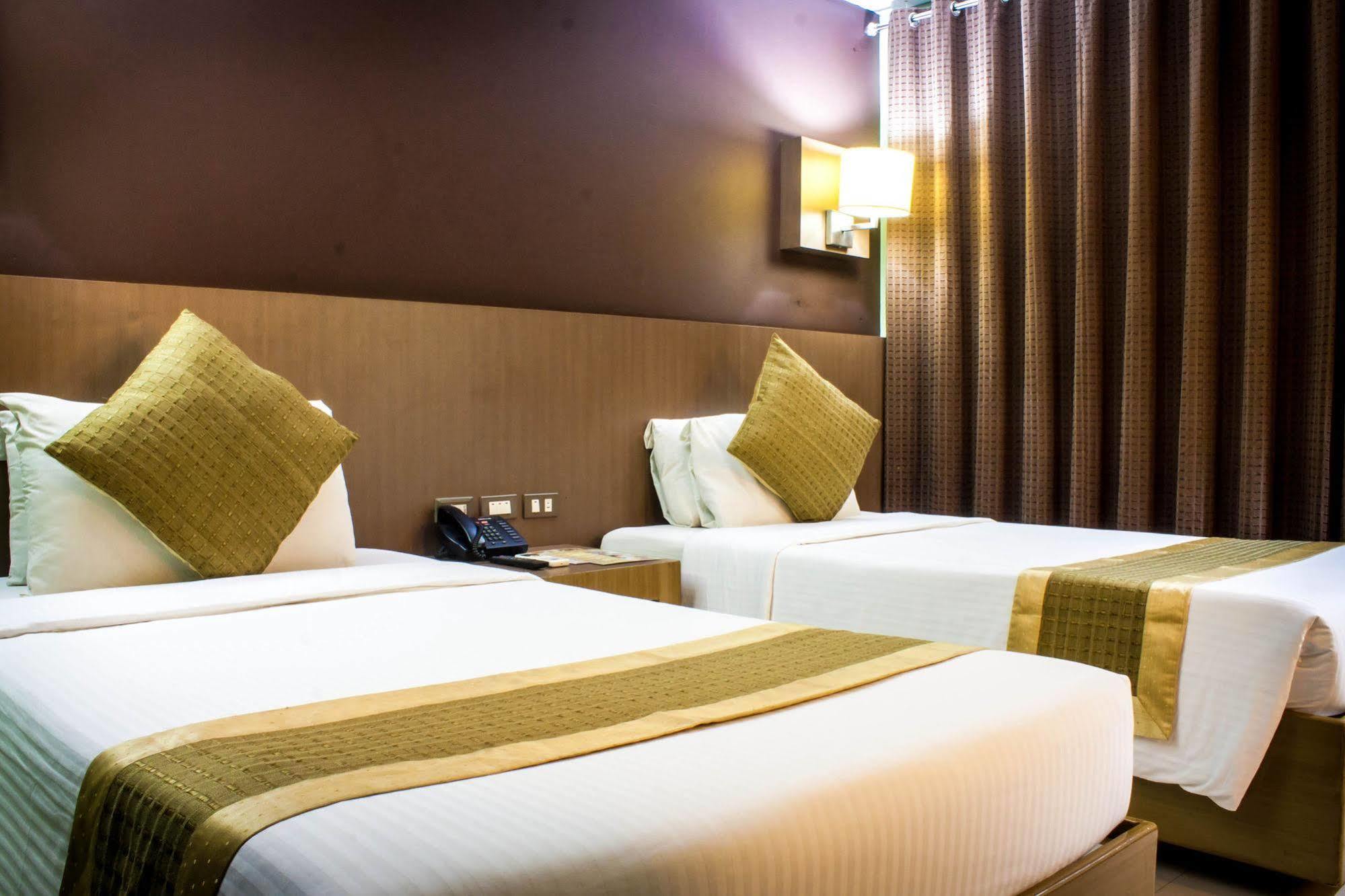 Manila Grand Opera Hotel Екстер'єр фото